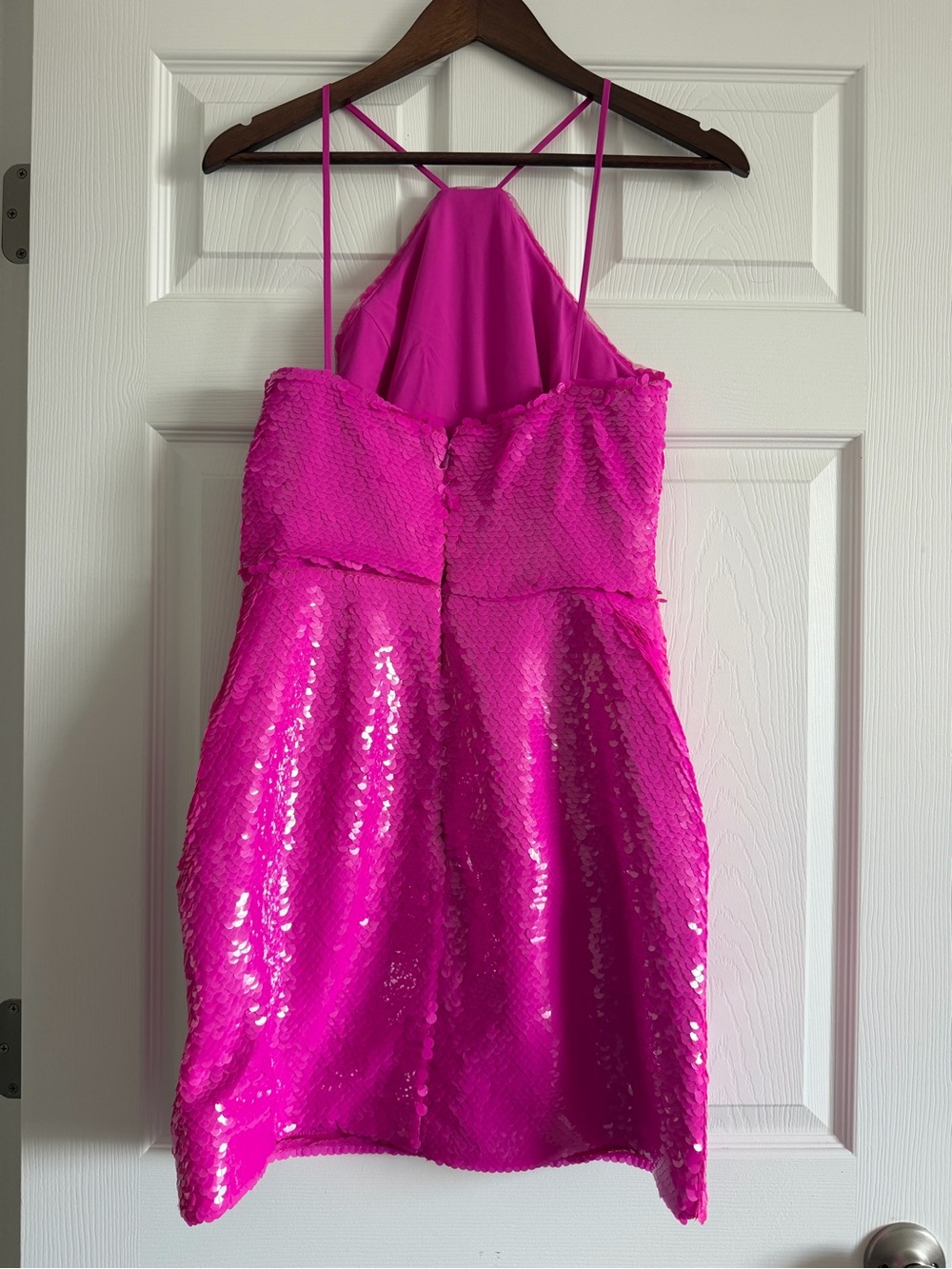 Monique Lhuillier Hot Pink Sequin Halter Mini Dress Size 4 NWOT - Picture 3 of 4